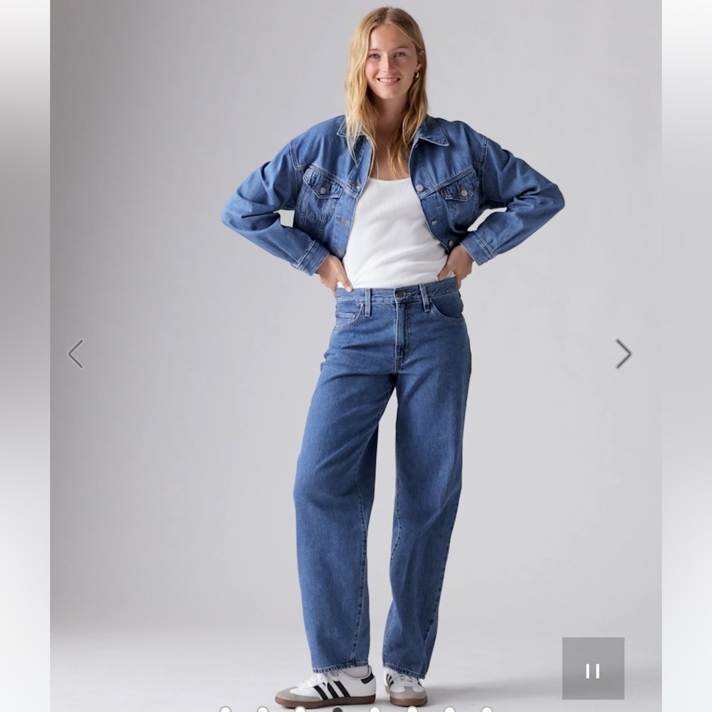 Levi’s baggy dad jeans